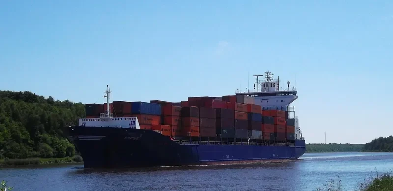 EMPIRE Container Ship IMO 9387425 photo 5