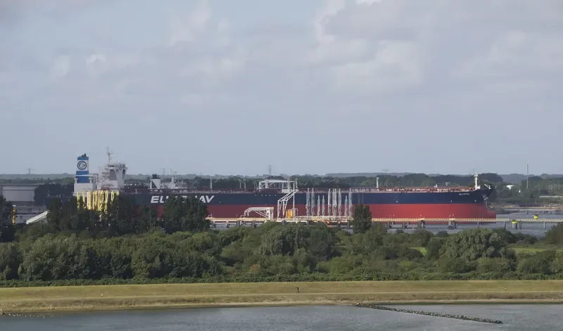 KAOMBO NORTE Multi-Purpose Vessel IMO 9387542 photo 7