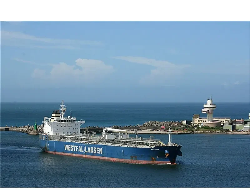 FALKANGER Tanker IMO 9387695 photo 10