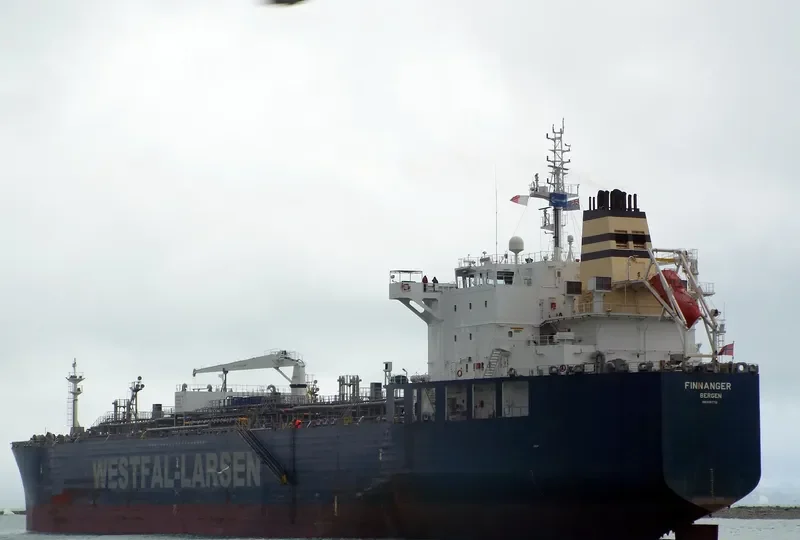 FINNANGER Tanker IMO 9387712 photo 9