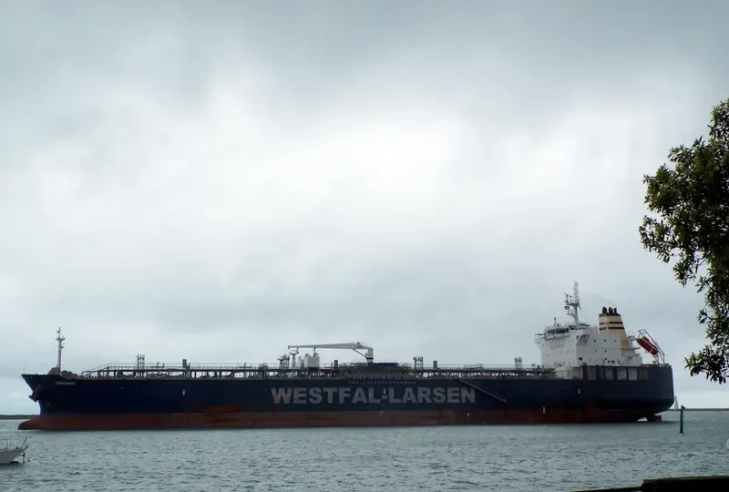 FINNANGER Tanker IMO 9387712 photo 10