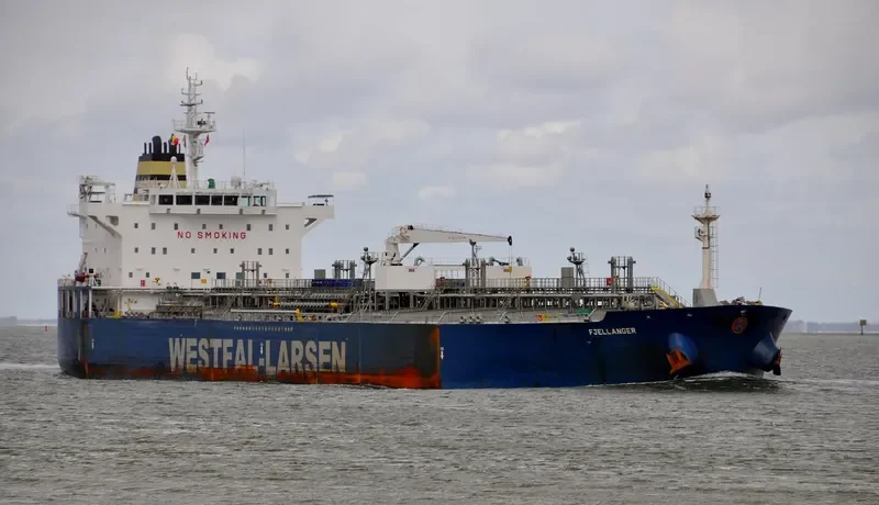 FJELLANGER Tanker IMO 9387724 photo 3