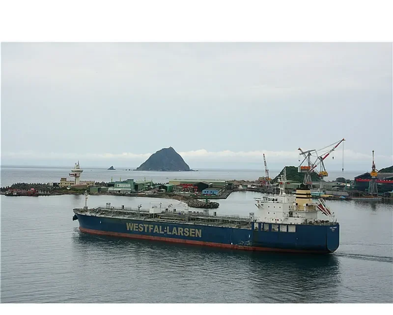FJELLANGER Tanker IMO 9387724 photo 9