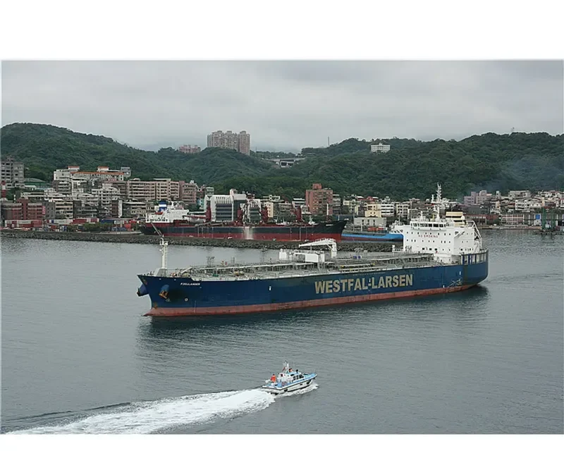 FJELLANGER Tanker IMO 9387724 photo 10
