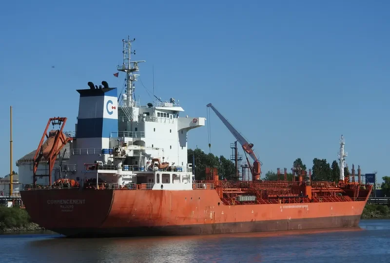 COMMENCEMENT Tanker IMO 9388211 photo 3