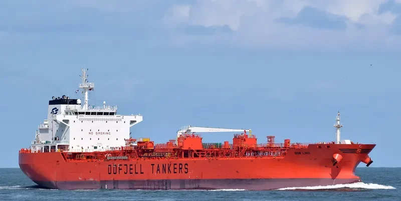 BOW LIND Tanker IMO 9388314 photo 4