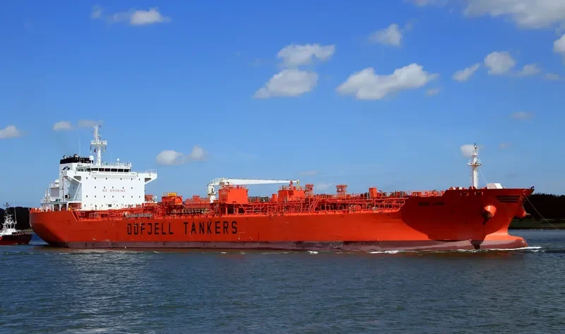 BOW LIND Tanker IMO 9388314 photo 10