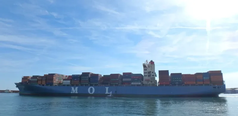 ONE COSMOS Container Ship IMO 9388340 photo 7