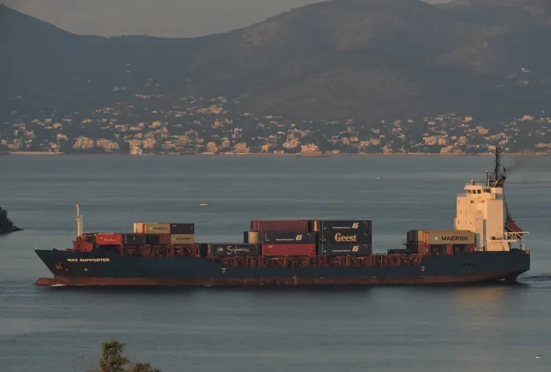 ATLANTIC PIONEER Container Ship IMO 9388417 photo 4