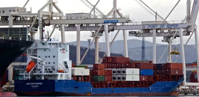 ATLANTIC PIONEER Container Ship IMO 9388417 photo 10