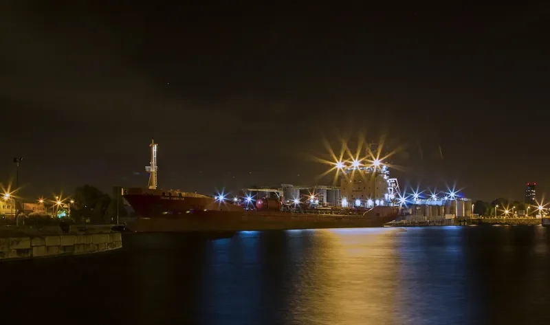 THUN GREENWICH Tanker IMO 9388479 photo 5