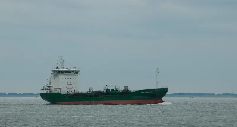 THUN GREENWICH Tanker IMO 9388479 photo 8