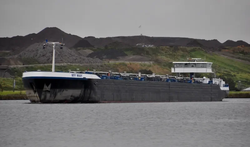 DESIRADE Tanker IMO 9388493 photo 6