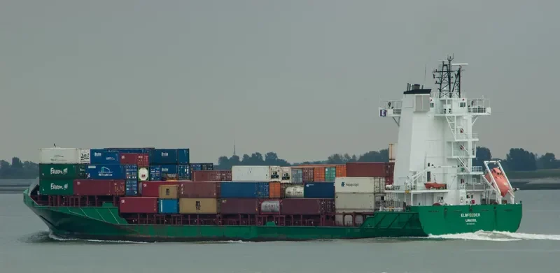 ELBFEEDER Container Ship IMO 9388522 photo 7