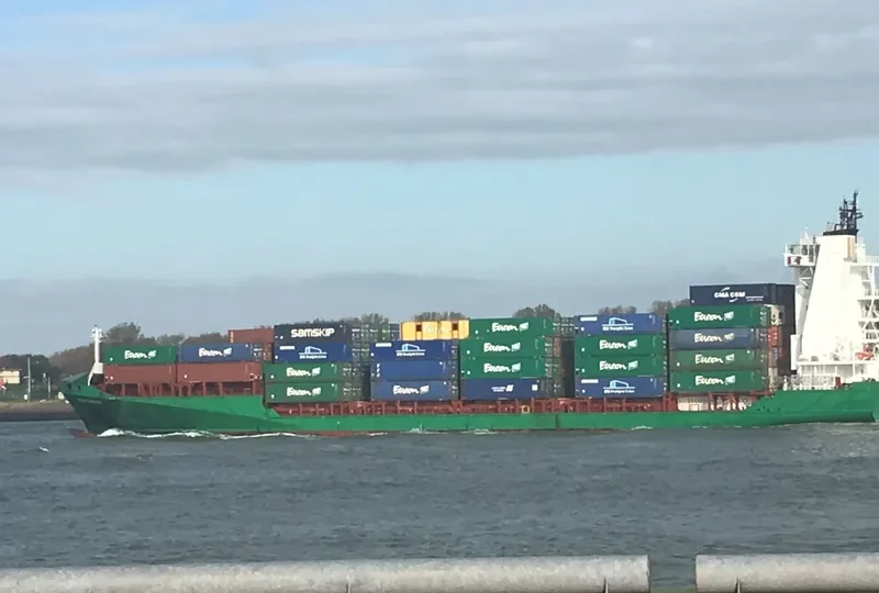 ELBTRADER Container Ship IMO 9388534 photo 5