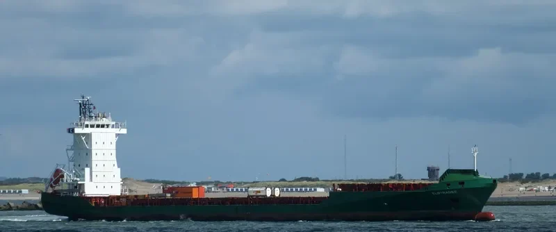 ELBTRADER Container Ship IMO 9388534 photo 9