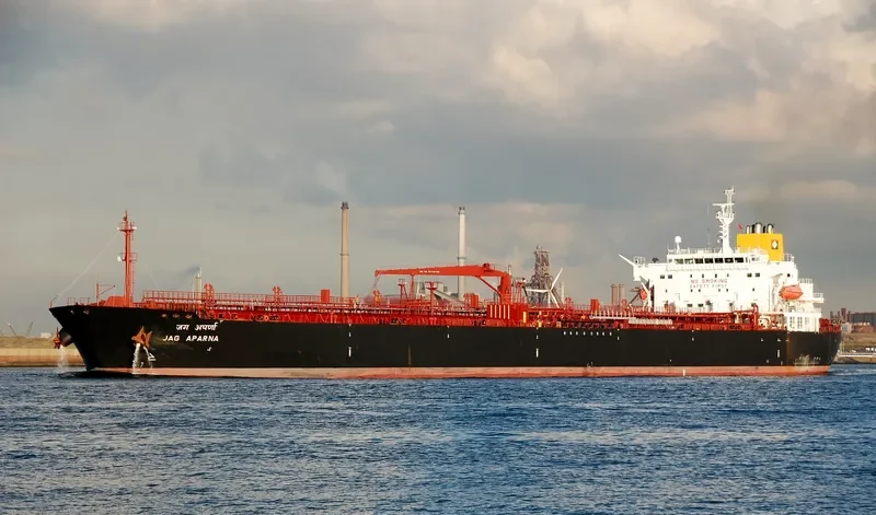 JAG APARNA Tanker IMO 9388936 photo 2