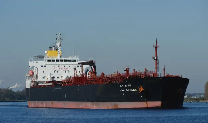 JAG APARNA Tanker IMO 9388936 photo 4