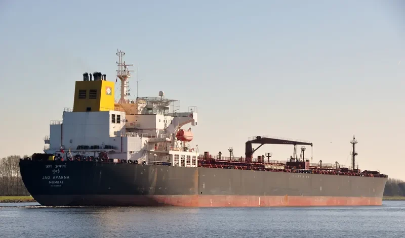 JAG APARNA Tanker IMO 9388936 photo 8