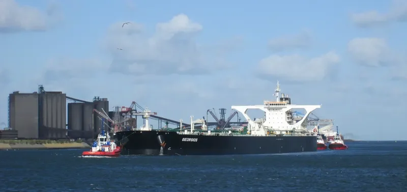 GEORGIOS Tanker IMO 9389033 photo 8