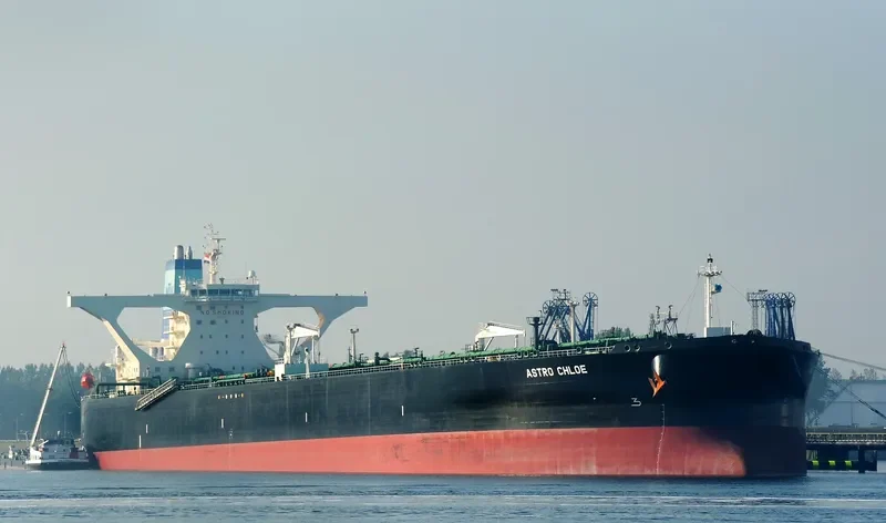 ASTRO CHLOE Tanker IMO 9389253 photo 6