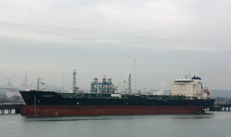 T JUNGFRAU Tanker IMO 9389289 photo 5