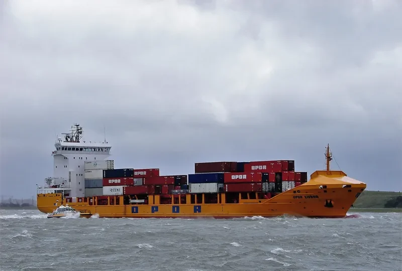 LISBOA Container Ship IMO 9389291 photo 9