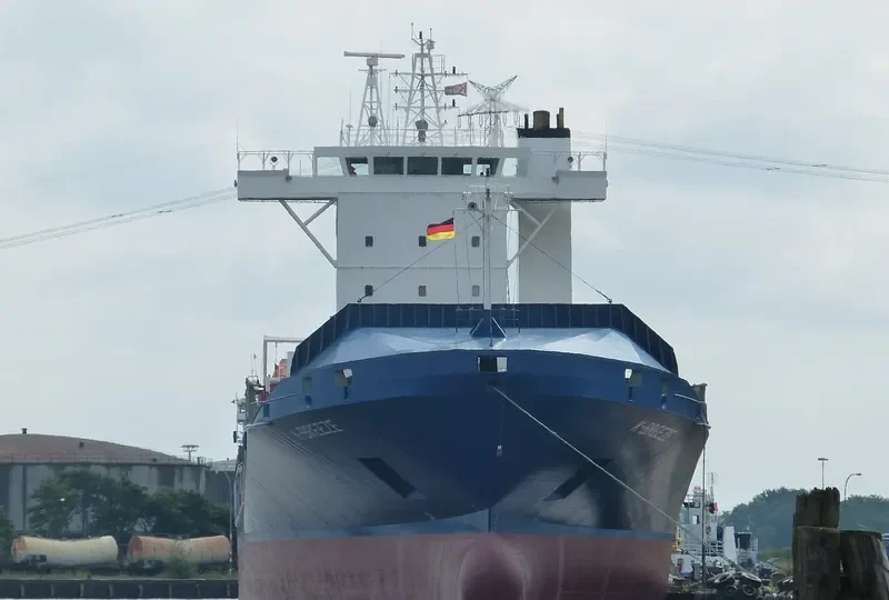 K BREEZE Container Ship IMO 9389423