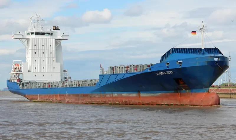 K BREEZE Container Ship IMO 9389423 photo 2