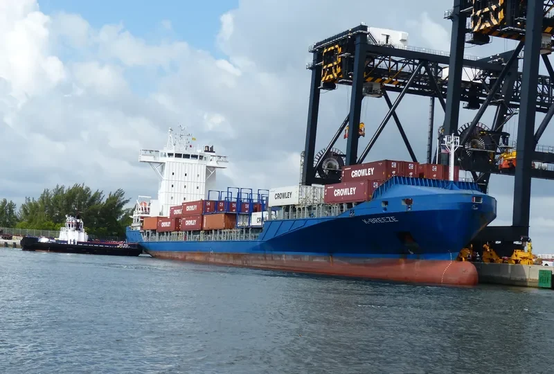 K BREEZE Container Ship IMO 9389423 photo 3