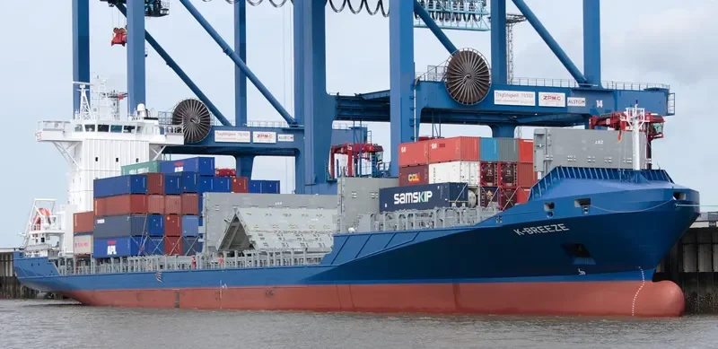 K BREEZE Container Ship IMO 9389423 photo 7