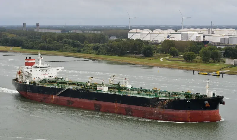 ACE Tanker IMO 9389679 photo 5