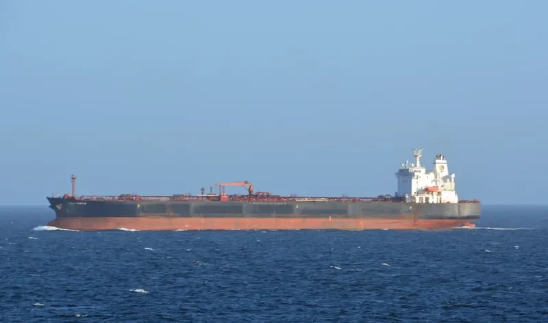 GULF CASTLE Tanker IMO 9389837 photo 5
