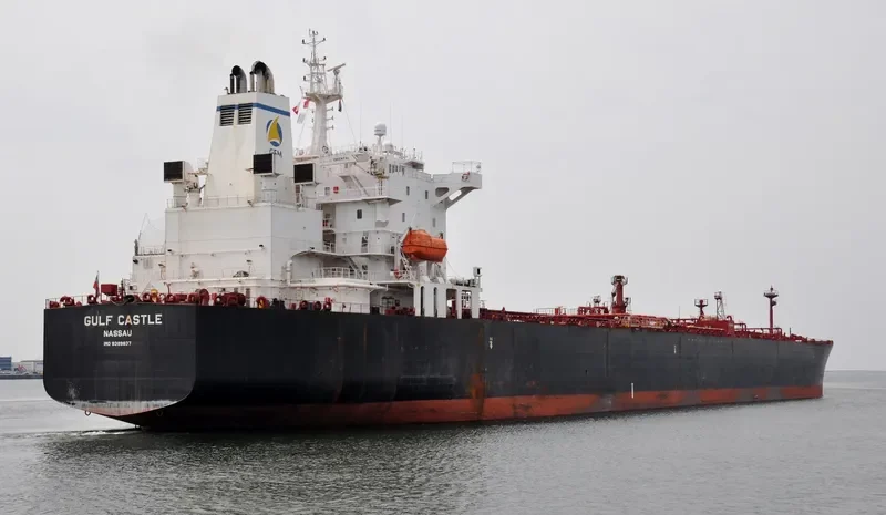 GULF CASTLE Tanker IMO 9389837 photo 8