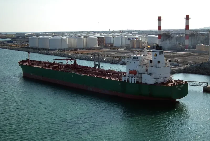 LEON APOLLON Tanker IMO 9389849 photo 7