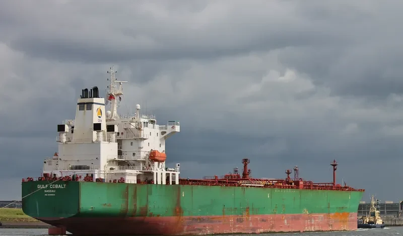 LEON APOLLON Tanker IMO 9389849 photo 10