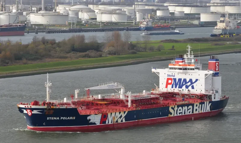 STENA POLARIS Tanker IMO 9390032 photo 2