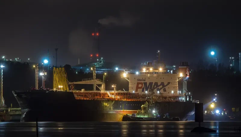 STENA POLARIS Tanker IMO 9390032 photo 7