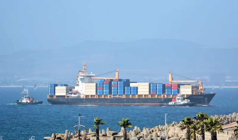 KOTA NAZIM Container Ship IMO 9390240 photo 2
