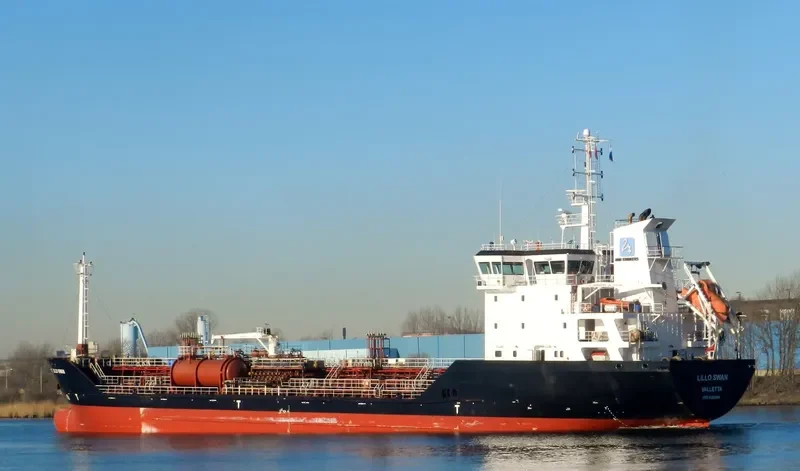 LILLO SWAN Tanker IMO 9390329 photo 5