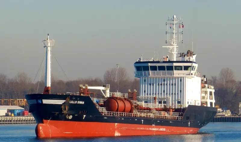LILLO SWAN Tanker IMO 9390329 photo 6
