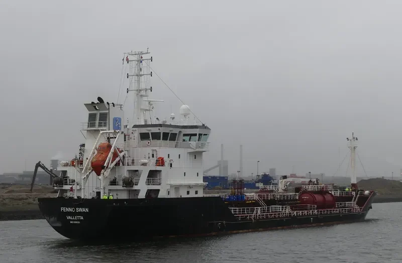 FENNO SWAN Tanker IMO 9390331 photo 3