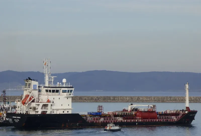 FENNO SWAN Tanker IMO 9390331 photo 8