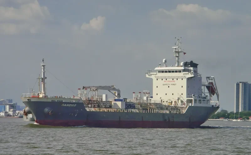 SANDRO Tanker IMO 9390525 photo 2
