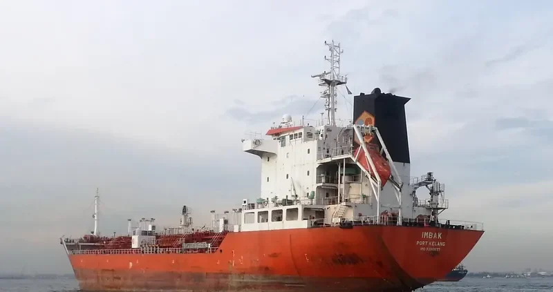 GRIFFIN Tanker IMO 9390537 photo 2