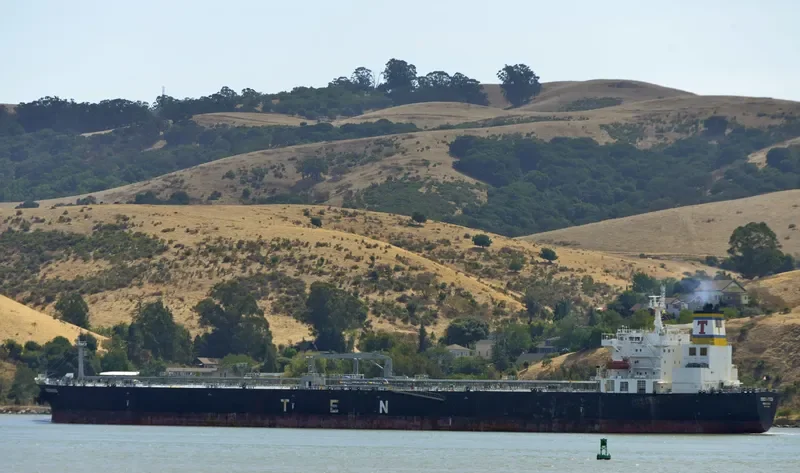 SOCRATES Tanker IMO 9390692 photo 2