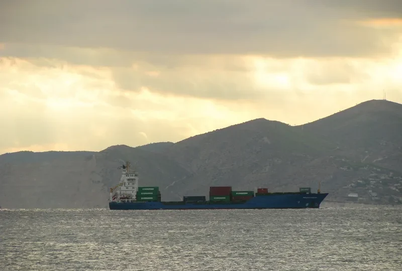 LUCY BORCHARD Container Ship IMO 9390824 photo 5