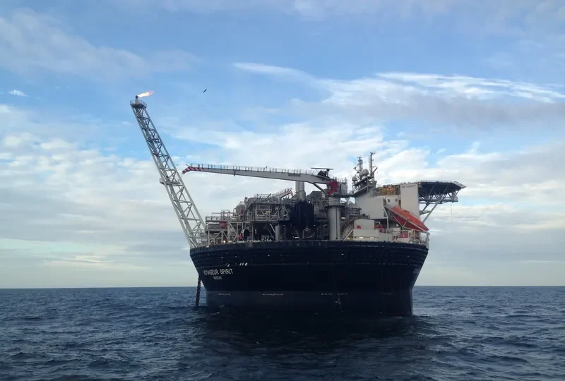 VOYAGEUR SPIRIT Tanker IMO 9390977 photo 3