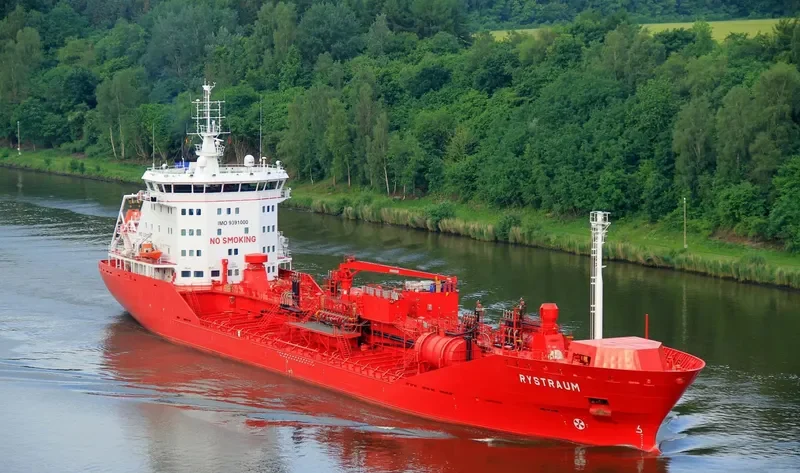 RYSTRAUM Tanker IMO 9391000 photo 9