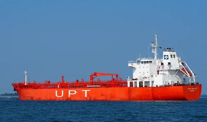 ISOLDE Tanker IMO 9391385 photo 4